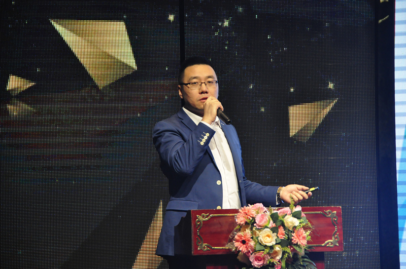西安銀光環(huán)?？萍挤?wù)有限公司總經(jīng)理蘭鵬